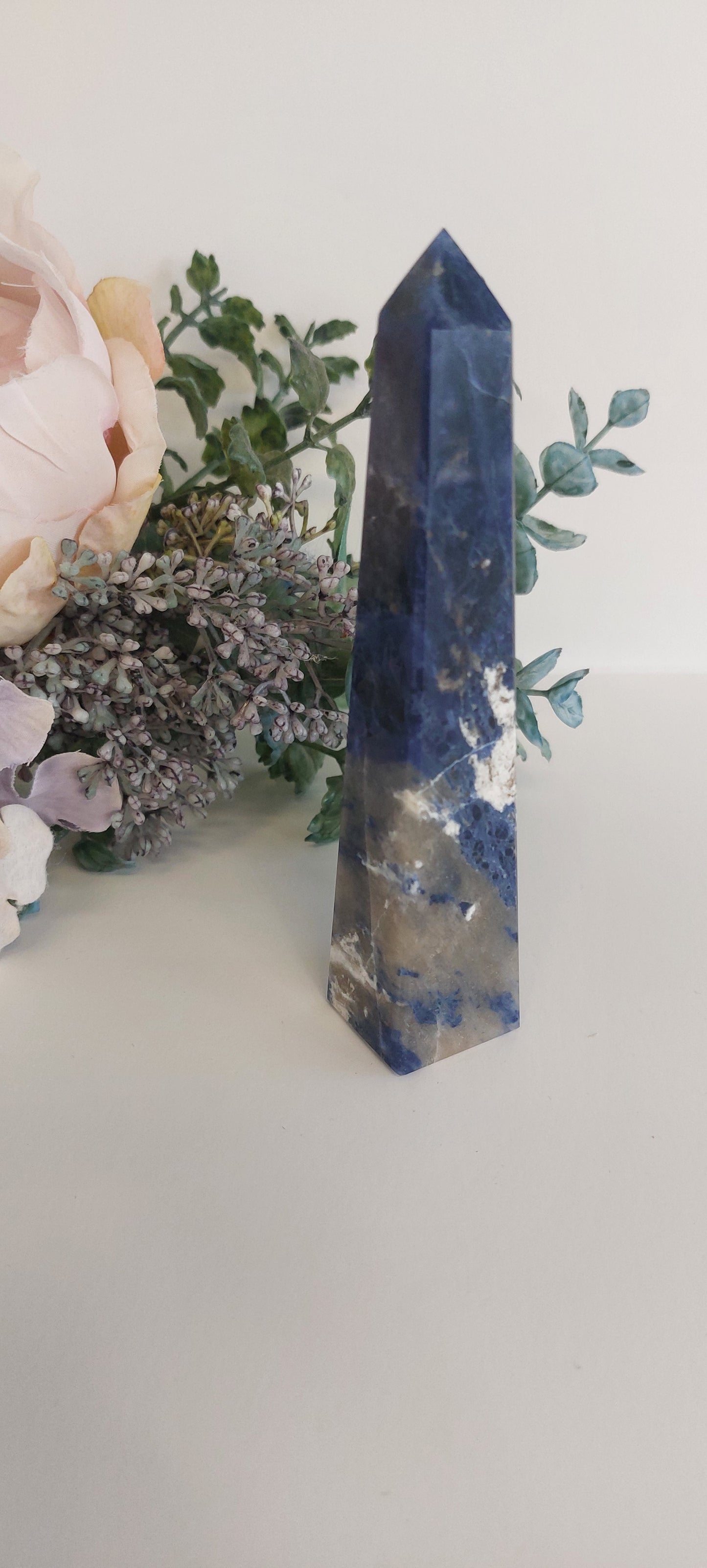 Sodalite point