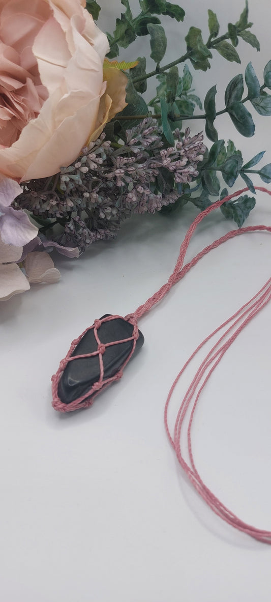 Shungite Macrame Necklace - Pink