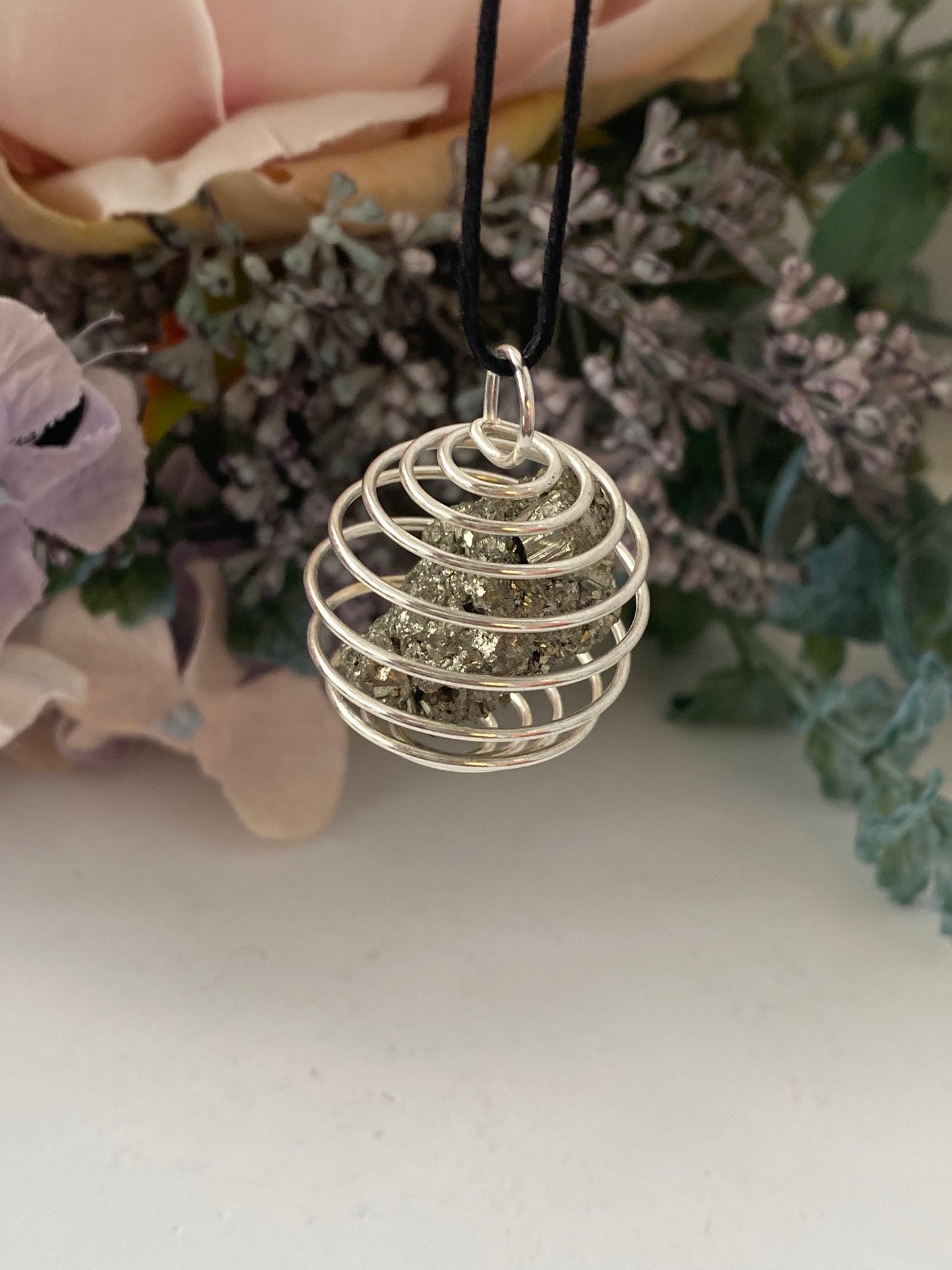 Wire Ball Crystal Pendant